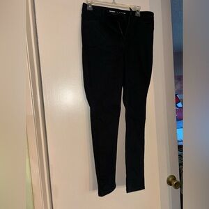Black Old Navy High Rise Super Skinny